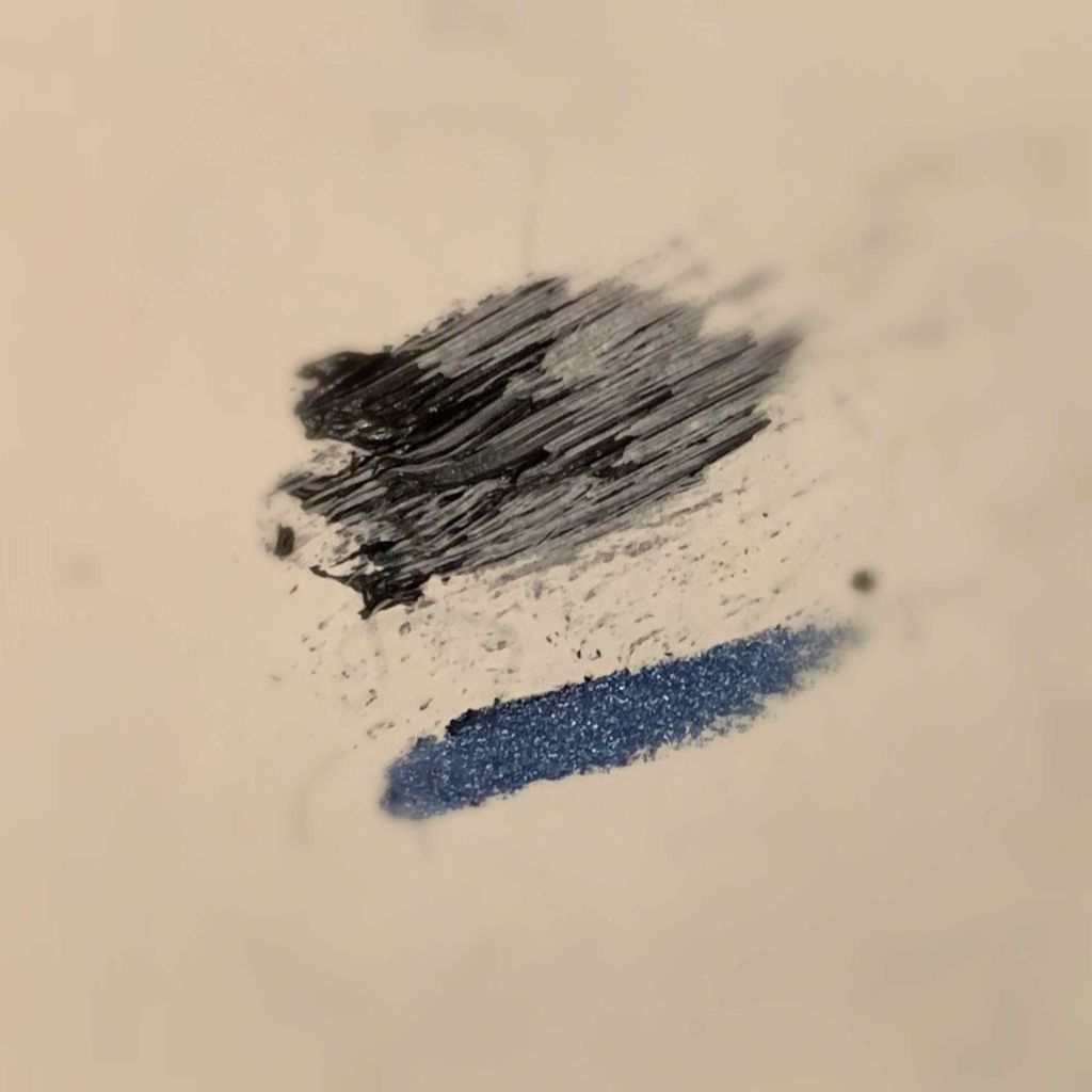 ヴィセ アヴァン リップ&アイカラー ペンシル/Visée/ペンシルアイライナーを使ったクチコミ（1枚目）