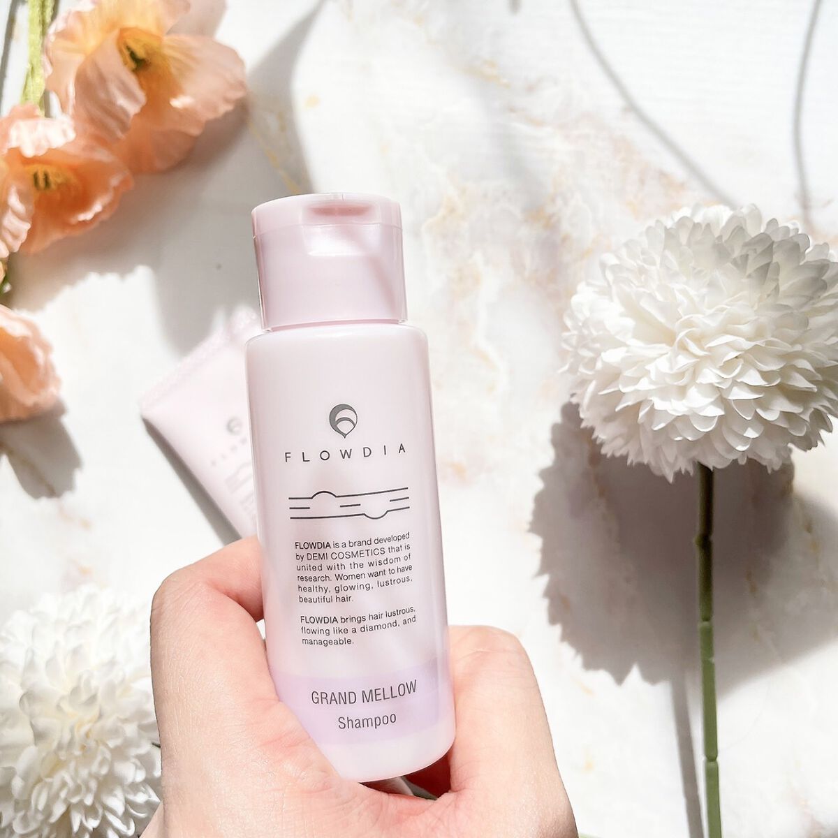 フローディア シャンプー グランメロウ/FLOWDIA/サロンシャンプーを使ったクチコミ（3枚目）