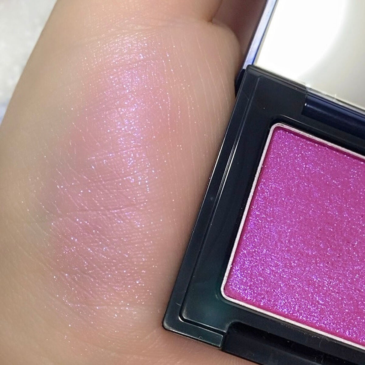 ラズル アイカラー/エレガンス ラズル /単色アイシャドウを使ったクチコミ(9枚目)