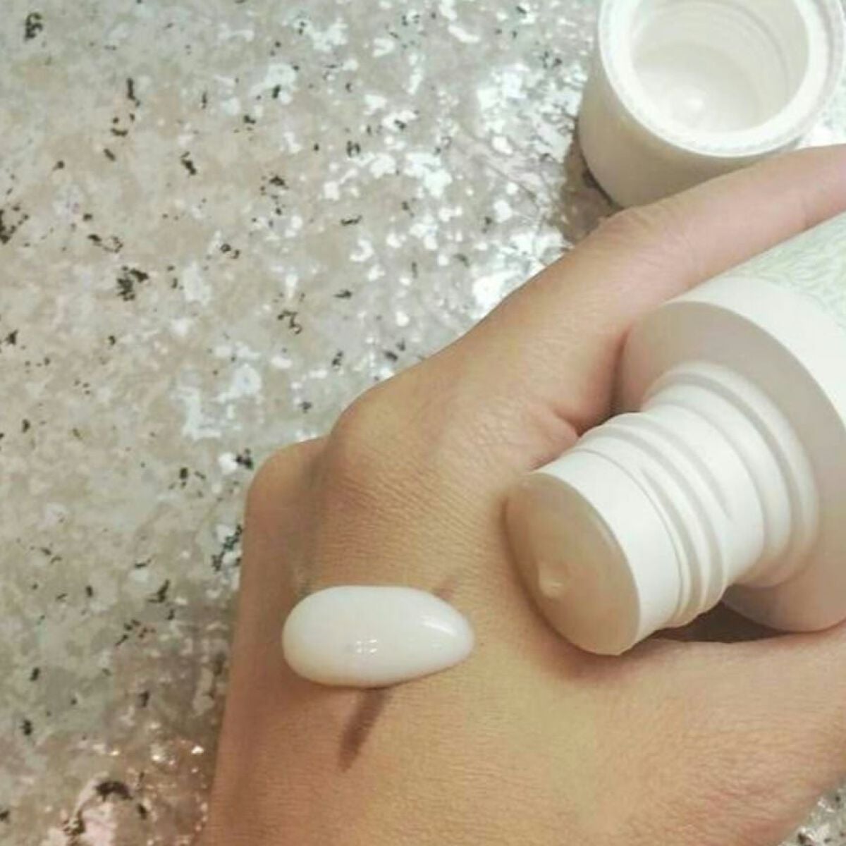 <洗顔・クレンジング>アロエベラリッチフェイスミルク/CALEIDO ET BICE/ミルククレンジングを使ったクチコミ(2枚目)