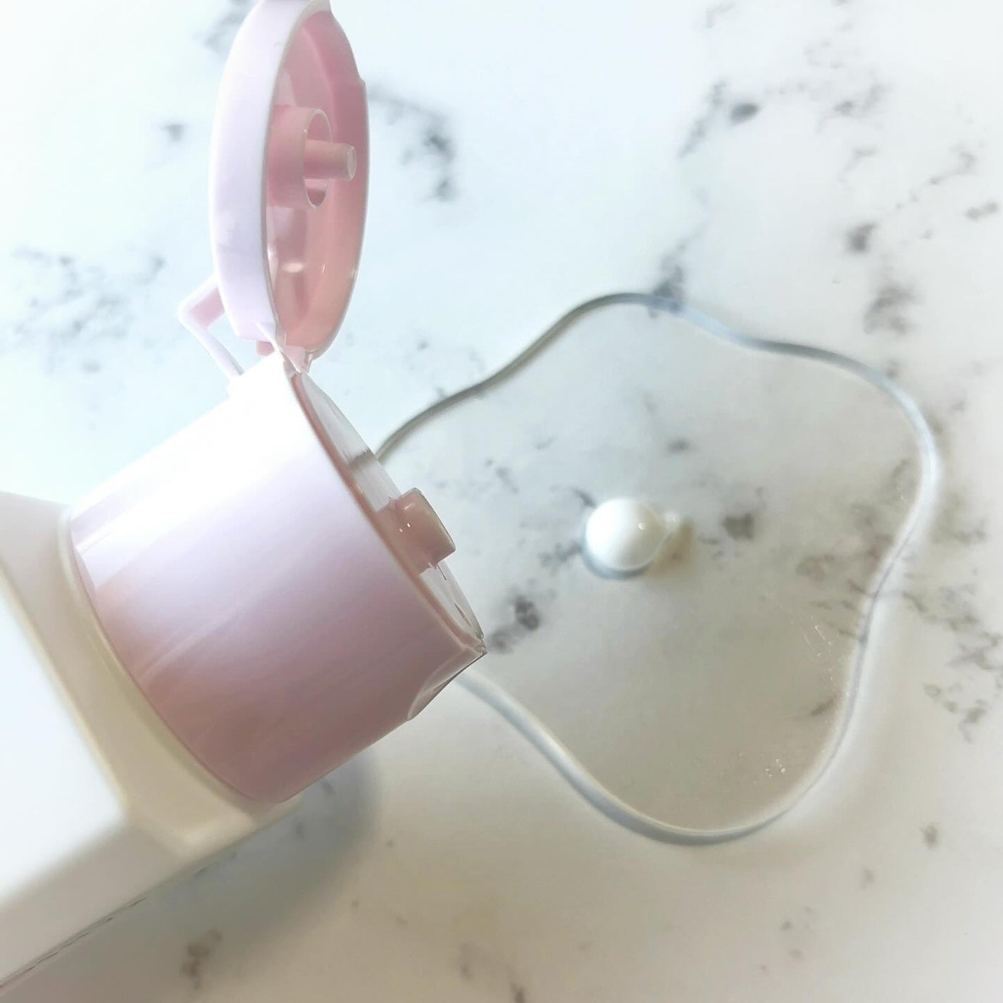 薬用高保湿化粧水/乾燥さん/化粧水を使ったクチコミ(4枚目)