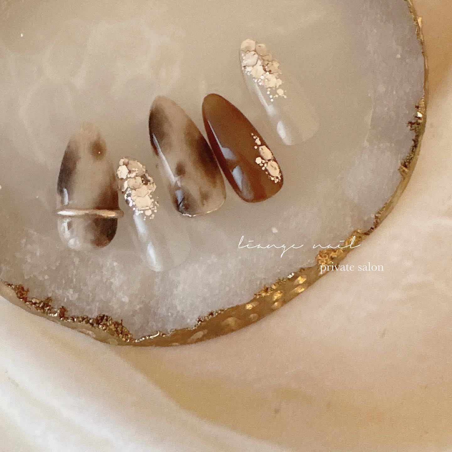 #ネイル,#大人ニュアンスネイル,#ニュアンスネイル,#ジェルネイル,#秋ネイル,#ブラウンネイルのネイルデザイン