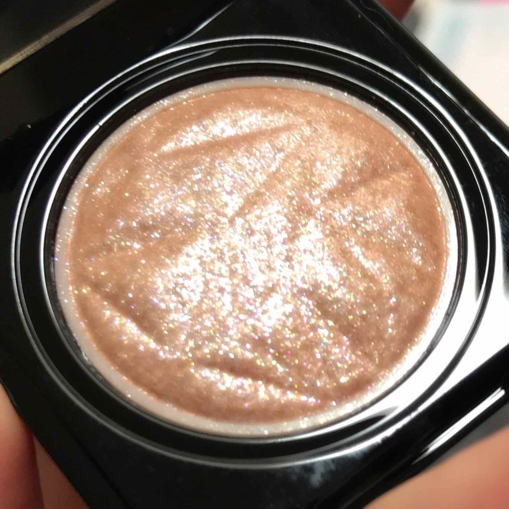 プリズム エアー シャドウ/CLIO/単色アイシャドウを使ったクチコミ（1枚目）