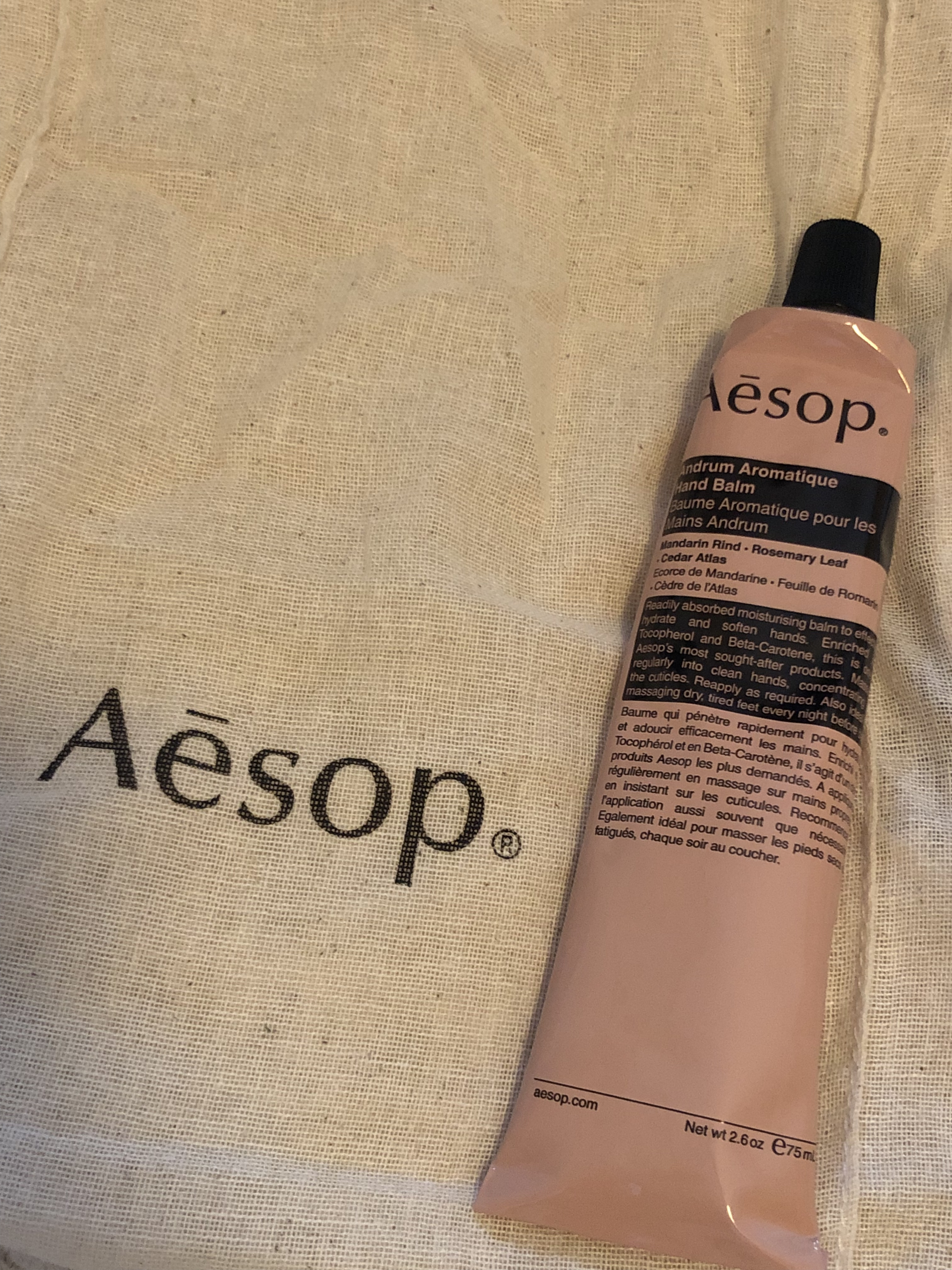 アンドラム アロマティック ハンドバーム/Aesop/ハンドクリームを使ったクチコミ（2枚目）