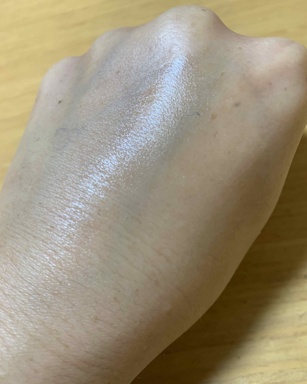 ボーム エサンシエル/CHANEL/スティックハイライトを使ったクチコミ(3枚目)