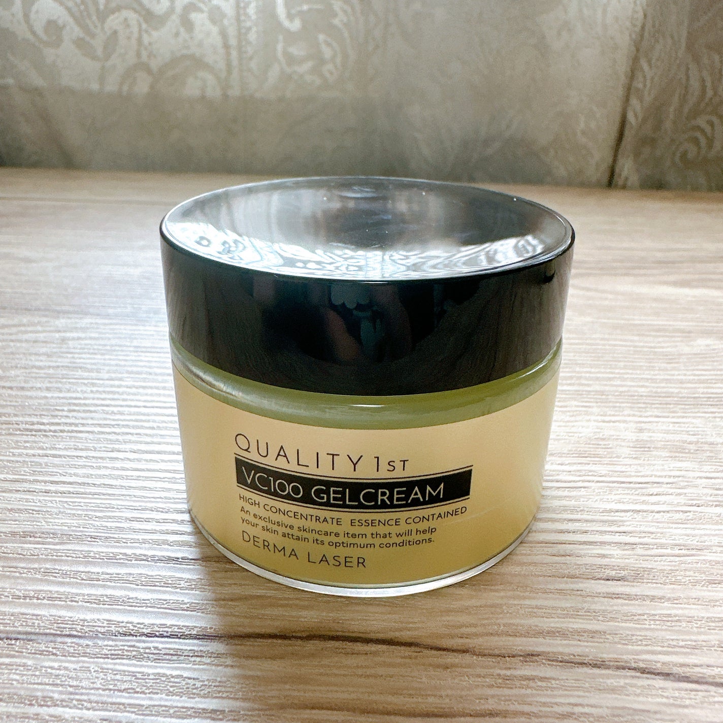 ダーマレーザー スーパーVC100ジェルクリーム/クオリティファースト/フェイスクリームを使ったクチコミ(1枚目)