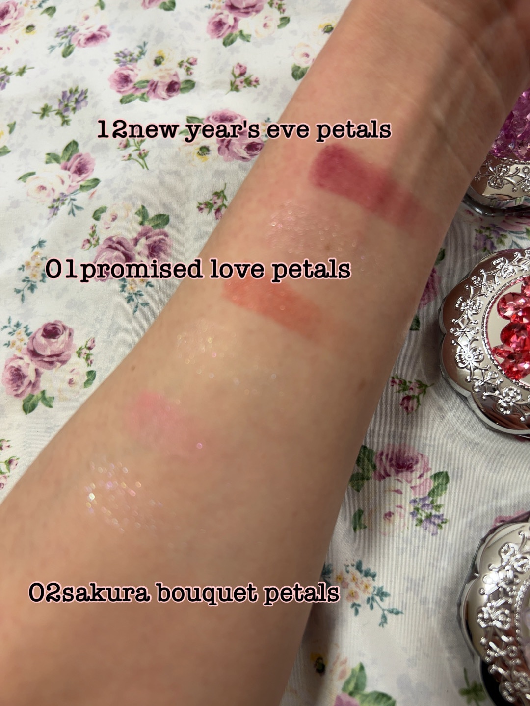 ジルスチュアート クリスタルブルーム ペタルクチュールアイズ デュオ/JILL STUART/アイシャドウパレットを使ったクチコミ（3枚目）