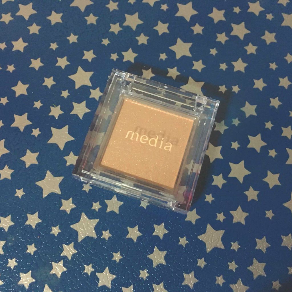 ブライトアップアイシャドウ/media/単色アイシャドウを使ったクチコミ(2枚目)