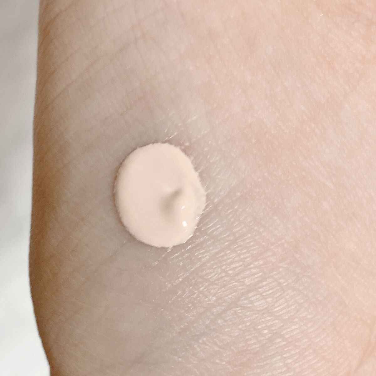 インテンシブ スキン セラム ファンデーション SPF40(PA++++)/BOBBI BROWN/リキッドファンデーションを使ったクチコミ(2枚目)