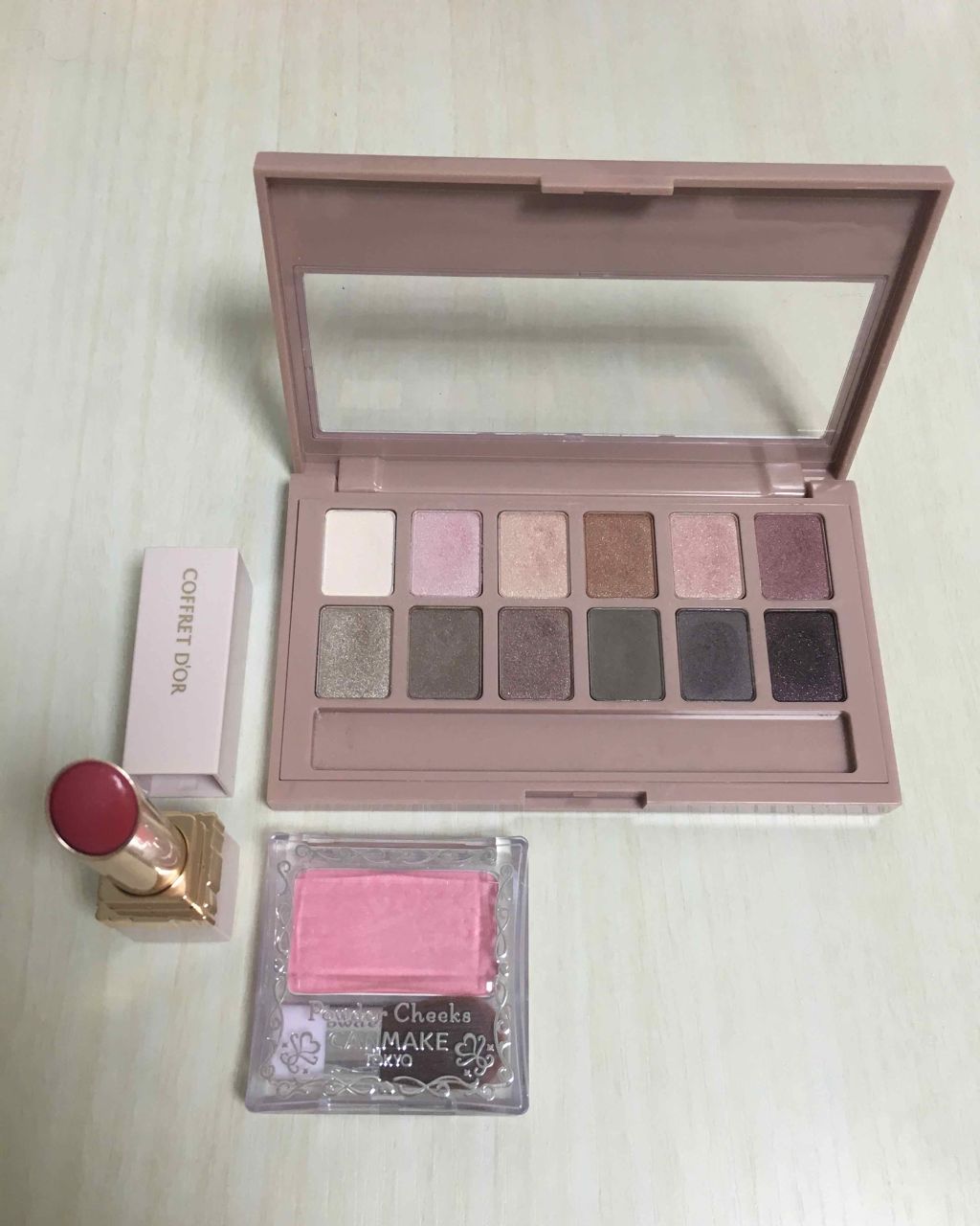 【旧品】パウダーチークス/キャンメイク/パウダーチークを使ったクチコミ(1枚目)