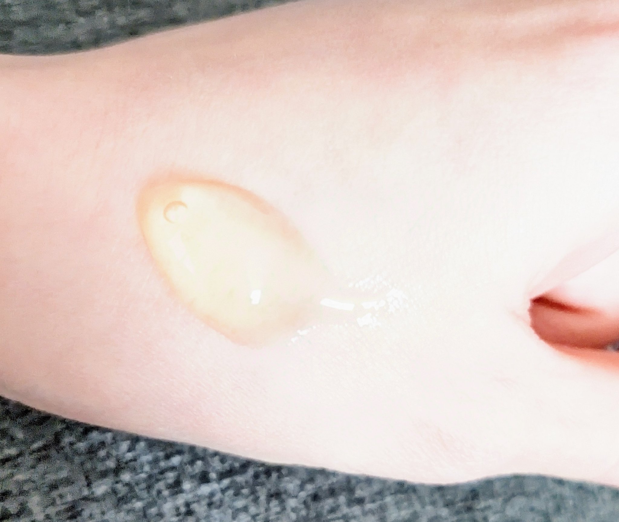 グリーンタンジェリン ビタC ダークスポットケアセラム/goodal/美容液を使ったクチコミ（3枚目）