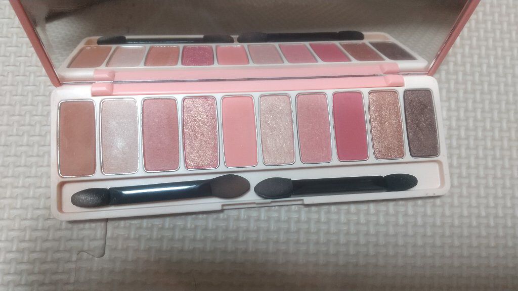 プレイカラー アイシャドウ/ETUDE/アイシャドウパレットを使ったクチコミ（2枚目）