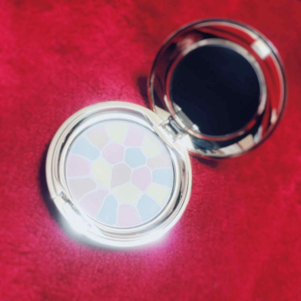 ラ プードル オートニュアンス/Elégance/プレストパウダーを使ったクチコミ（1枚目）