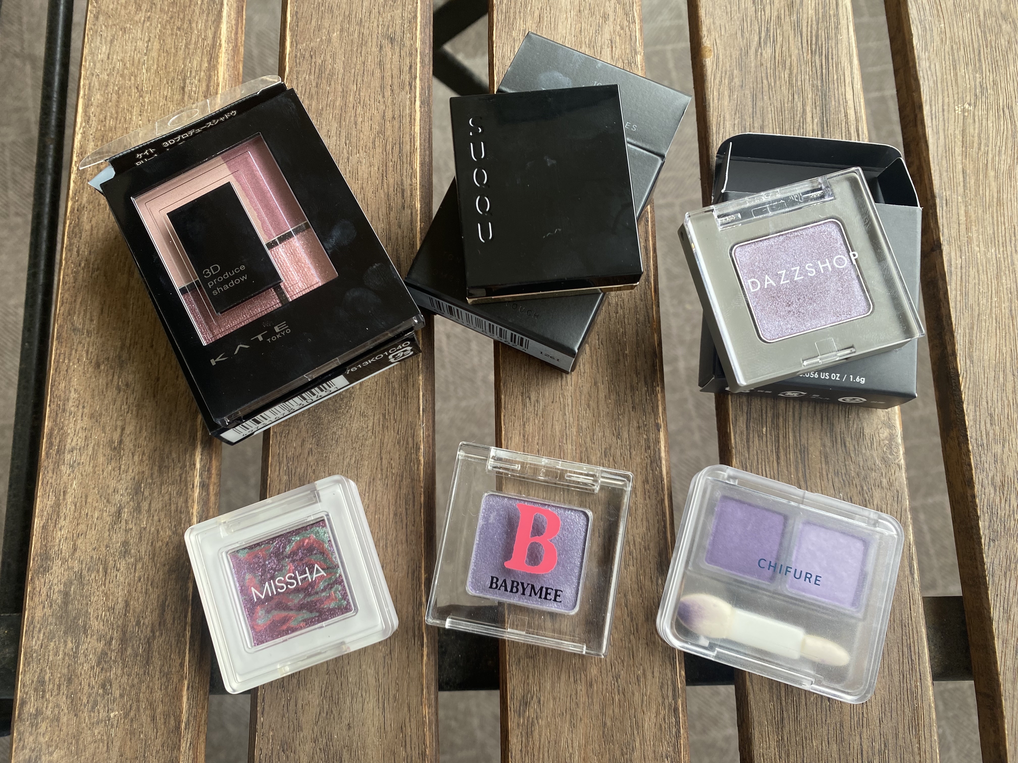 アリュールド シングル アイシャドウ/DAZZSHOP/単色アイシャドウを使ったクチコミ（1枚目）