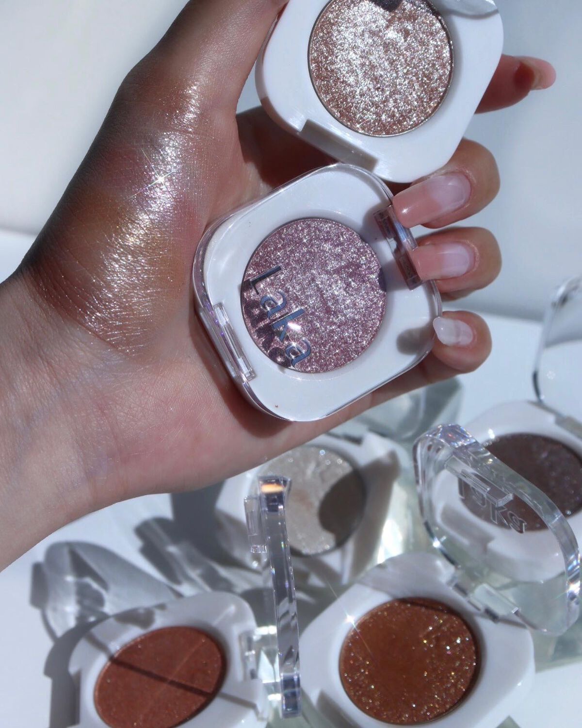 モノアイシャドウ/Laka/単色アイシャドウを使ったクチコミ（2枚目）