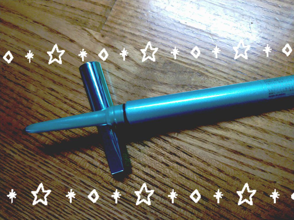 「密着アイライナー」クリームペンシル/デジャヴュ/ペンシルアイライナーを使ったクチコミ（3枚目）