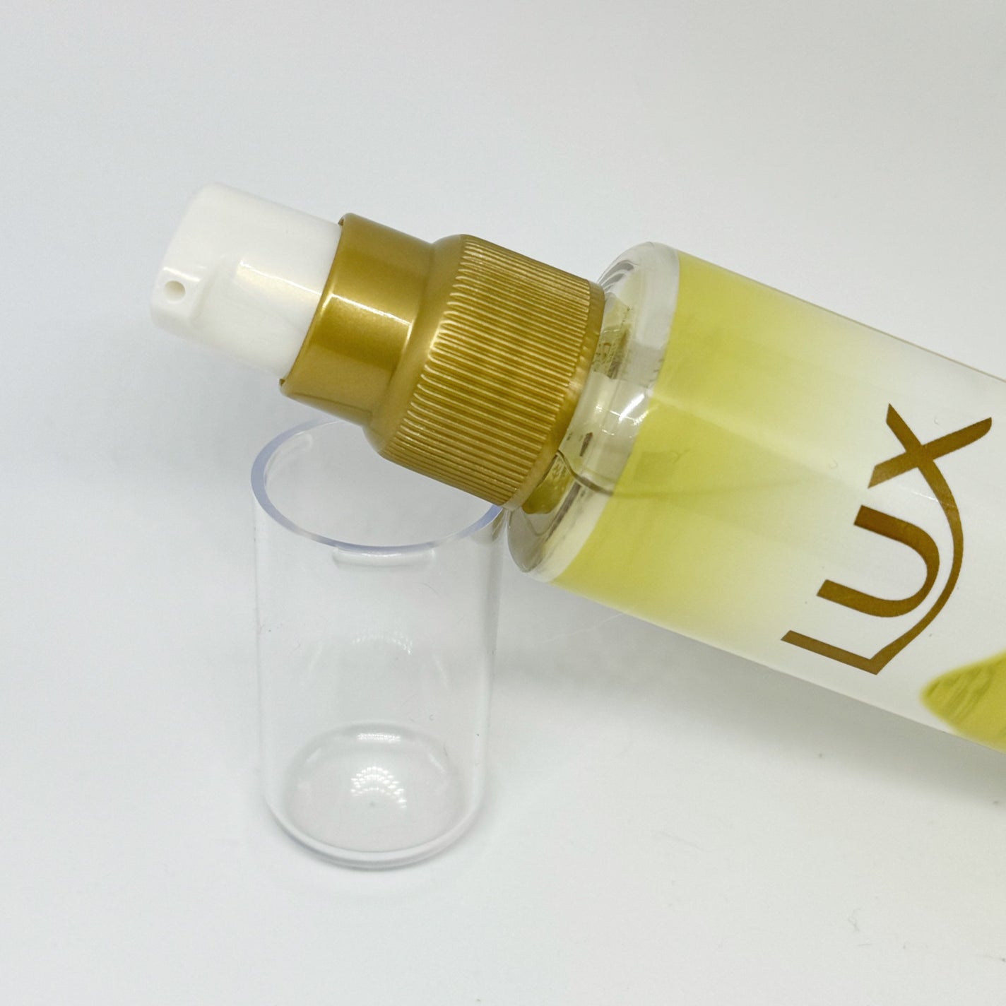 スーパーリッチシャイン ダメージリペア とろとろ補修ヘアオイル/LUX/ヘアオイルを使ったクチコミ(2枚目)