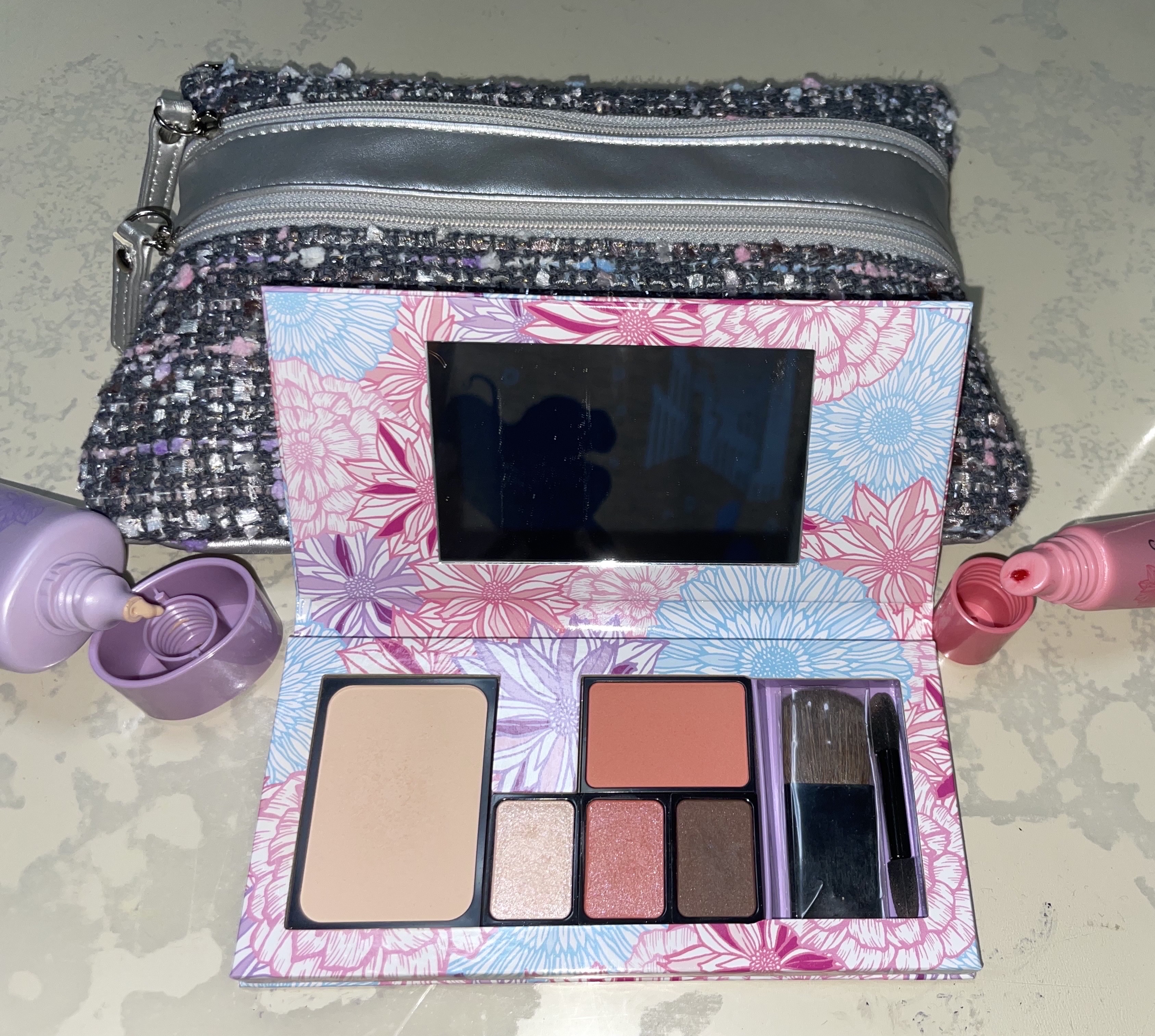 ヤクルト化粧品 2024グランティア EX ビューティーアップコフレ2 新品 通販コスメ・美容 - グランティア EX ビューティアップ コフレ 2 2024