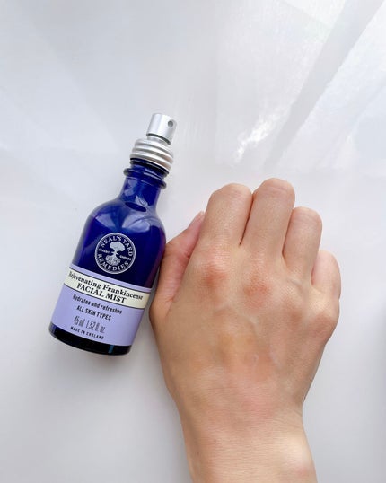 フランキンセンスハイドレイティングフェイシャルミスト/ニールズヤード レメディーズ/ミスト状化粧水を使ったクチコミ(2枚目)