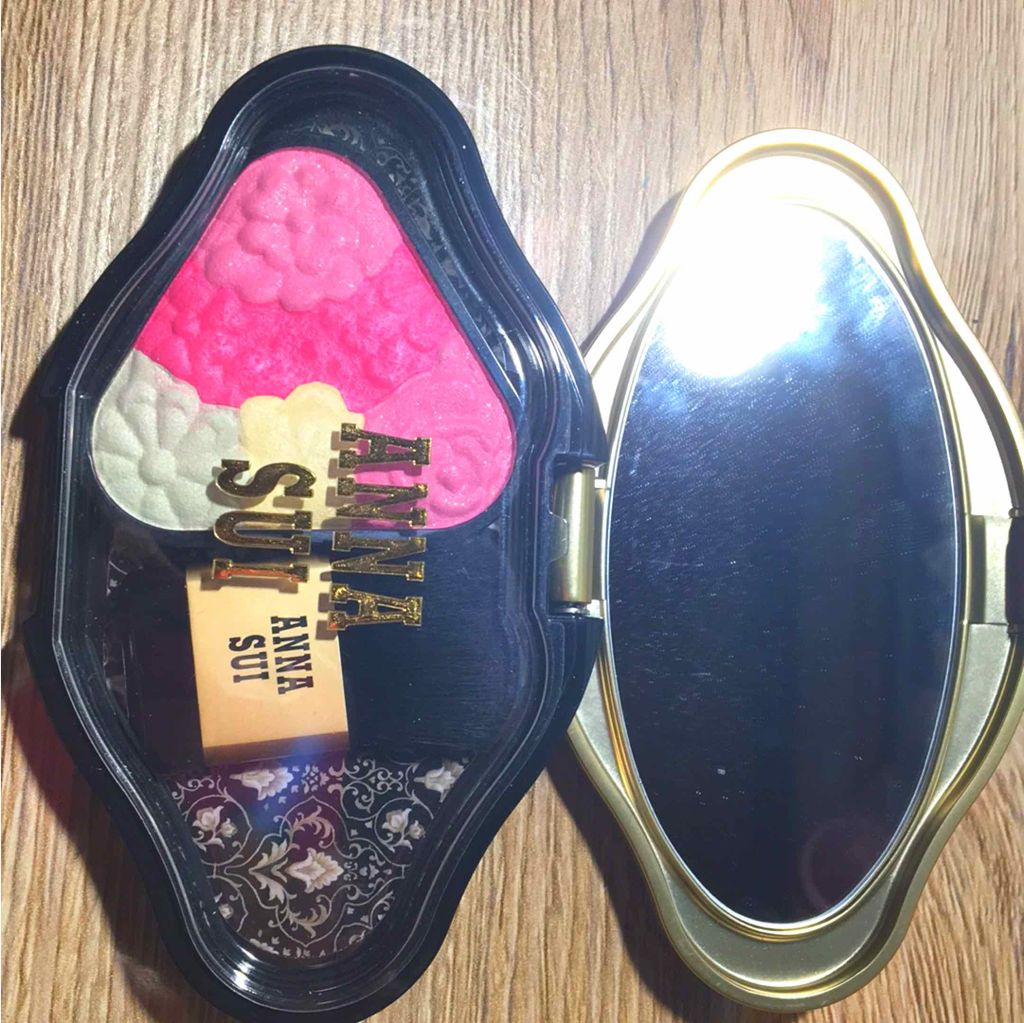 フェイスカラー M/ANNA SUI/パウダーチークを使ったクチコミ（2枚目）