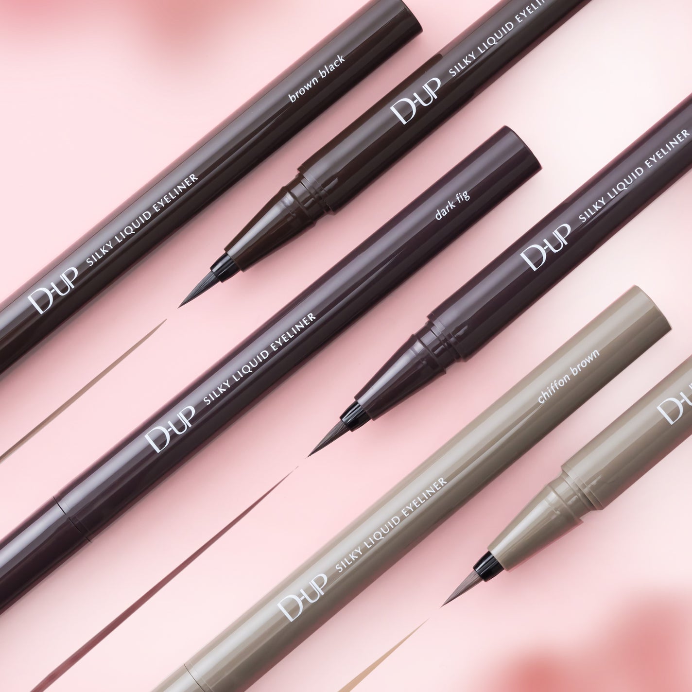 シルキーリキッドアイライナーWP/D-UP/リキッドアイライナーを使ったクチコミ(1枚目)