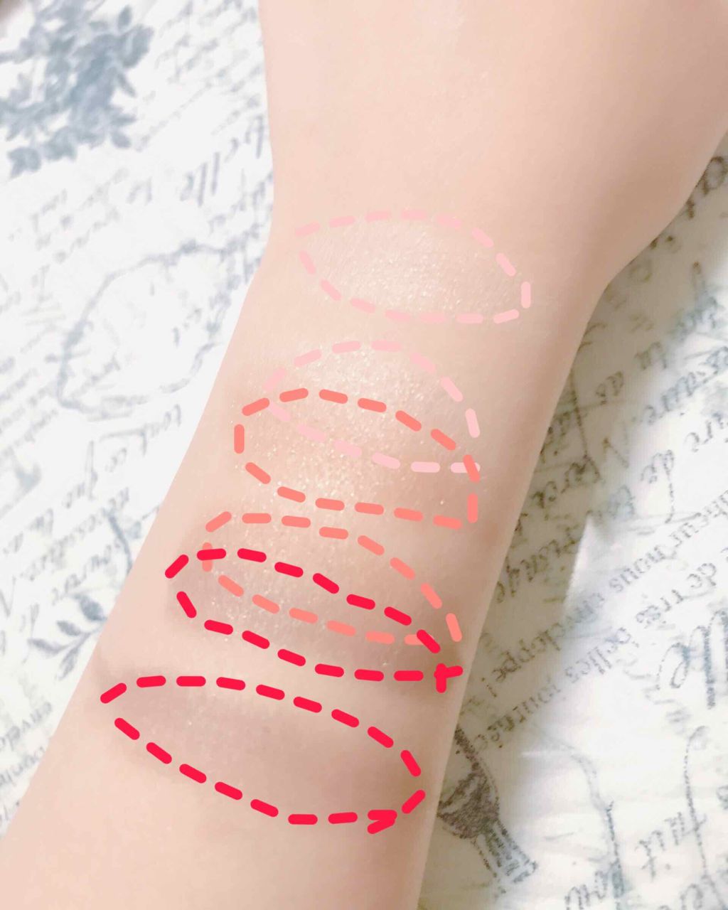 トーンアップアイシャドウ/CEZANNE/アイシャドウパレットを使ったクチコミ(2枚目)