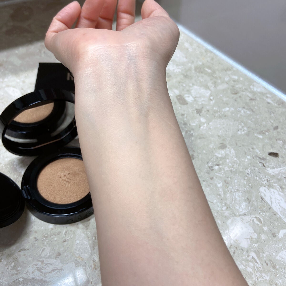 ブラック クッション/HERA/クッションファンデーションを使ったクチコミ(5枚目)