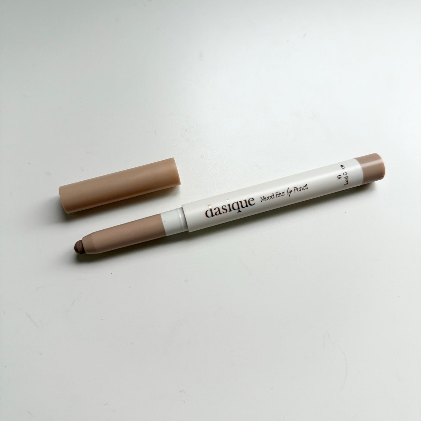 ムードブラーリップペンシル/dasique/リップライナーを使ったクチコミ(1枚目)