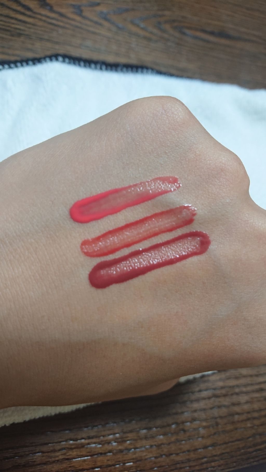 ジューシーラスティングティント/rom&nd/リップティントを使ったクチコミ（2枚目）