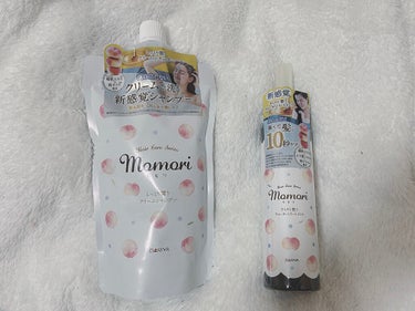 シンプルレビューです。
ヘアミルクを同じメーカーでずっと愛用していて
たまたまお店に寄ったらトリートメントverが
出ていたのでめちゃくちゃ欲しくて買いました！

以下レビューです。


左はシャンプー