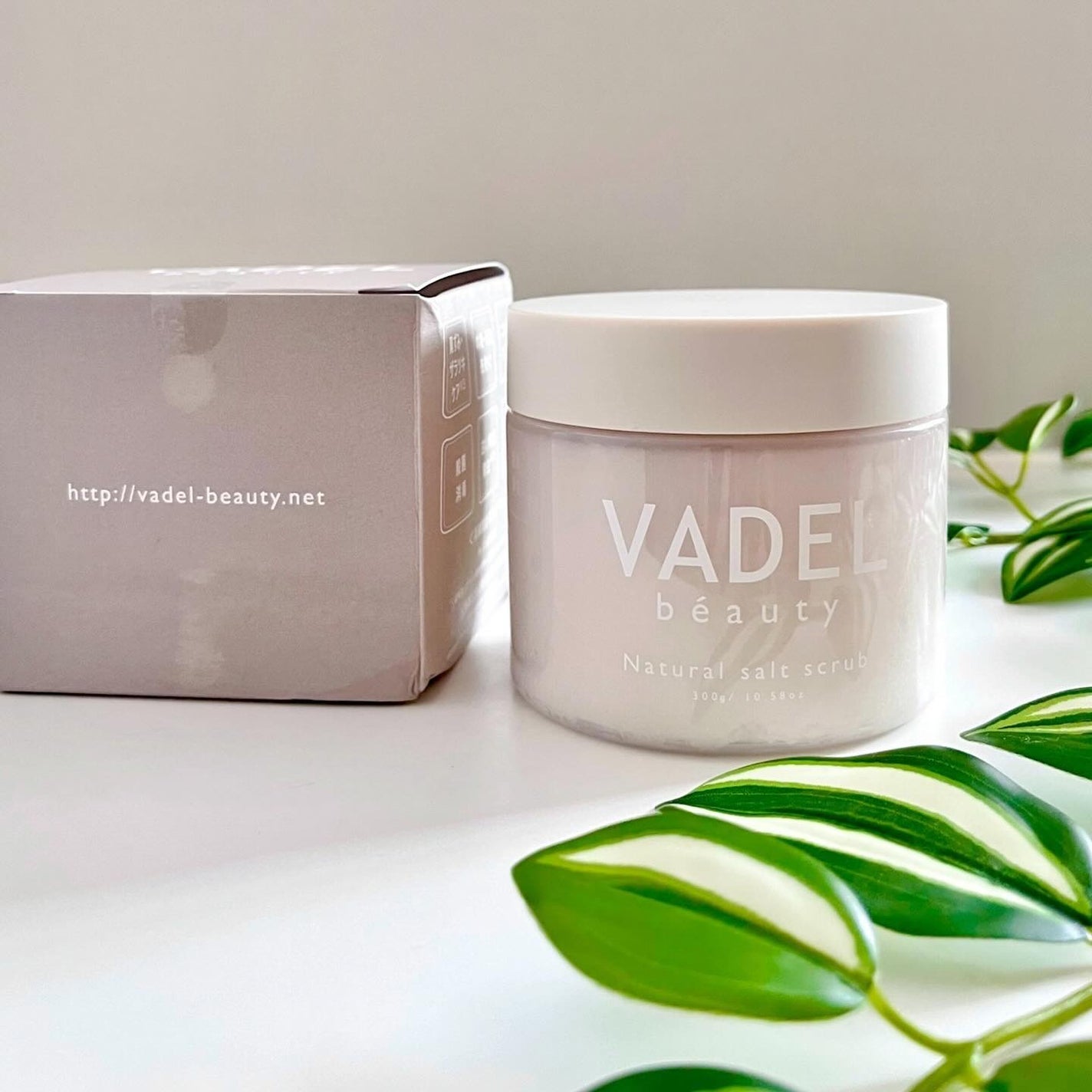 Natural salt scrub/VADEL beauty/ボディスクラブを使ったクチコミ(8枚目)