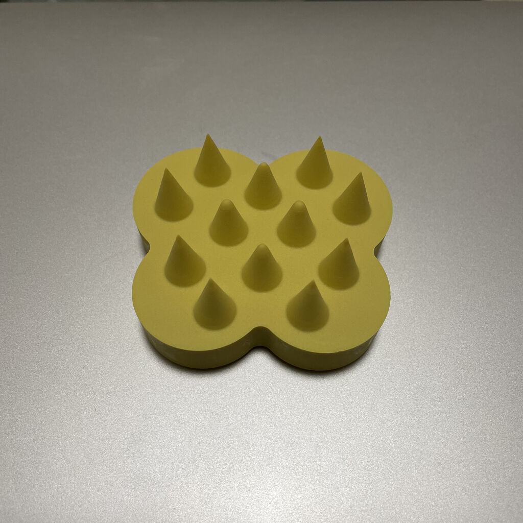 uka scalp brush kenzan medium uka store gentei shibuya yellow/uka/スカルプブラシを使ったクチコミ（1枚目）