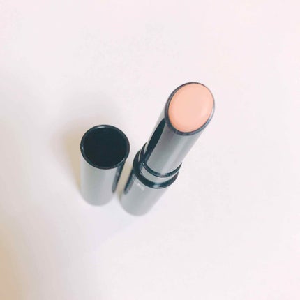 KATE スティックコンシーラーAのクチコミ「KATE スティックコンシーラーA ライトベージュ 800円(税抜き)です!!久しぶりの投稿で.....」(3枚目)