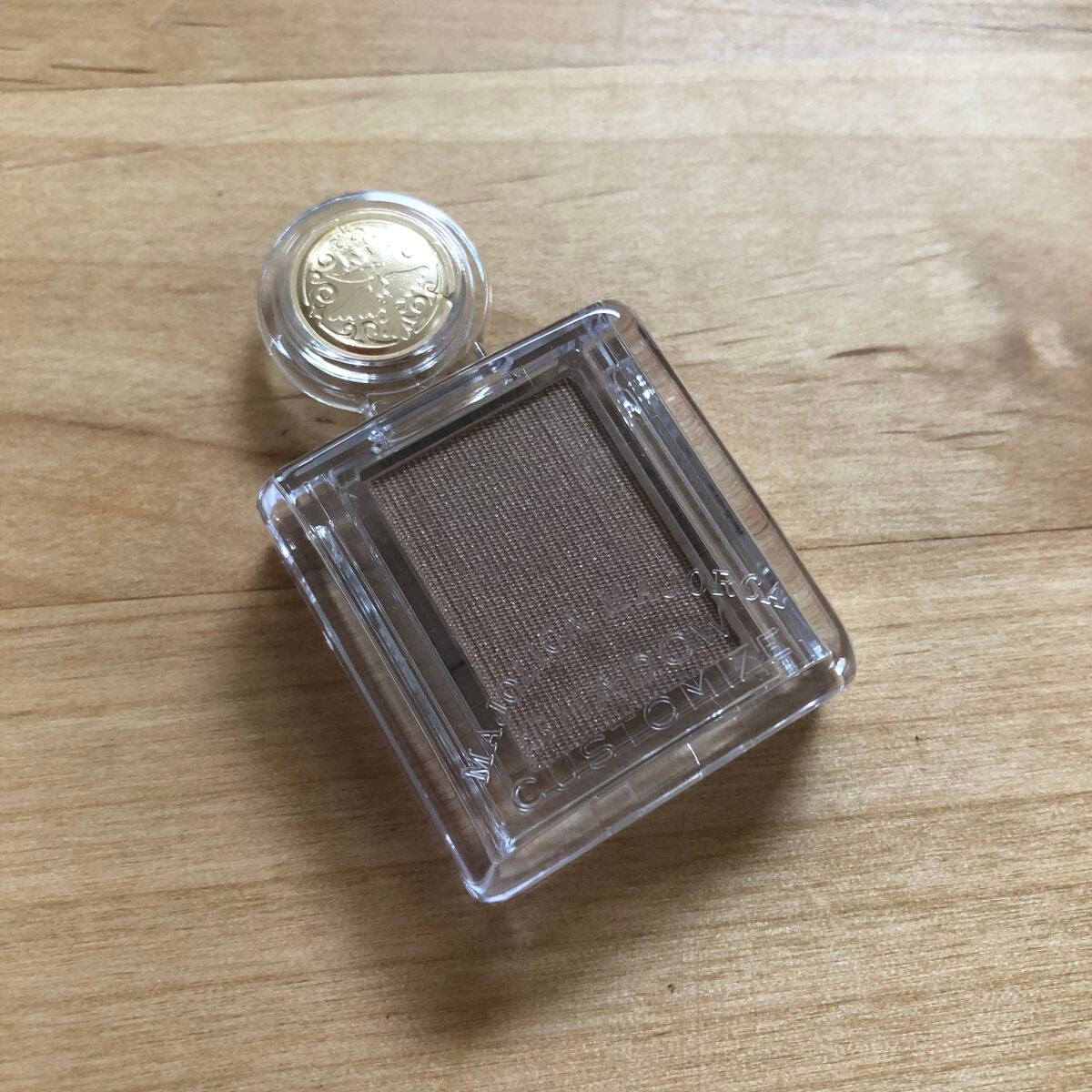 インジーニアス パウダーアイズ N/RMK/単色アイシャドウを使ったクチコミ(1枚目)