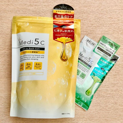 薬用オイルinバスソルト  ビタミンC誘導体 /Medi5C/ボディグッズを使ったクチコミ(1枚目)
