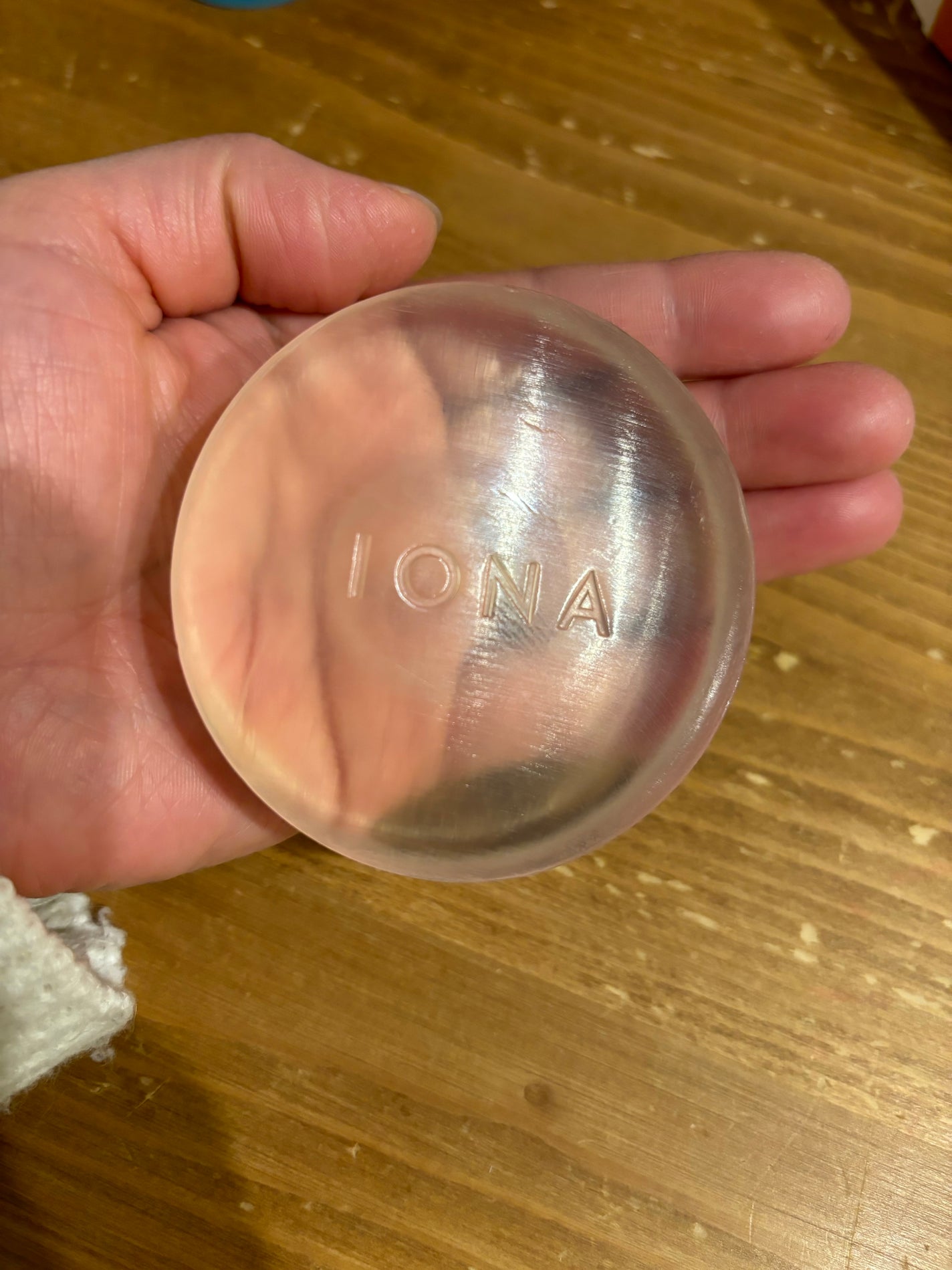 nyokki417 on LIPS 「IONAイオナエフソープ50%以上が保湿成分(水含む)になって..」(1枚目)