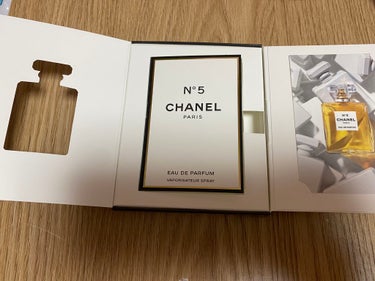 シャネル N°5 オードゥ パルファム (ヴァポリザター)/CHANEL/香水(レディース)を使ったクチコミ（4枚目）