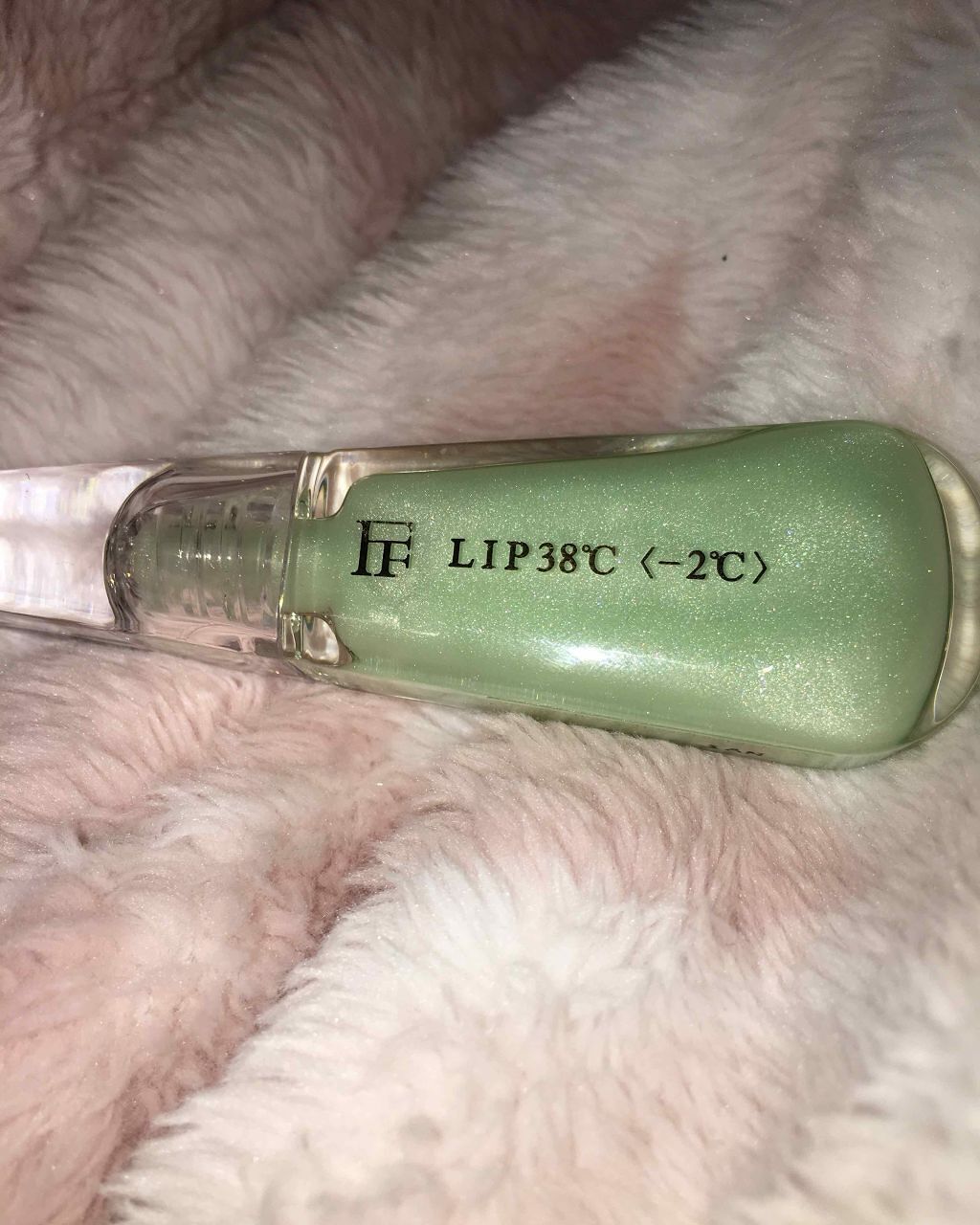 38°C / 99°F リップトリートメント (リップ美容液)/UZU BY FLOWFUSHI/リップケアを使ったクチコミ（1枚目）