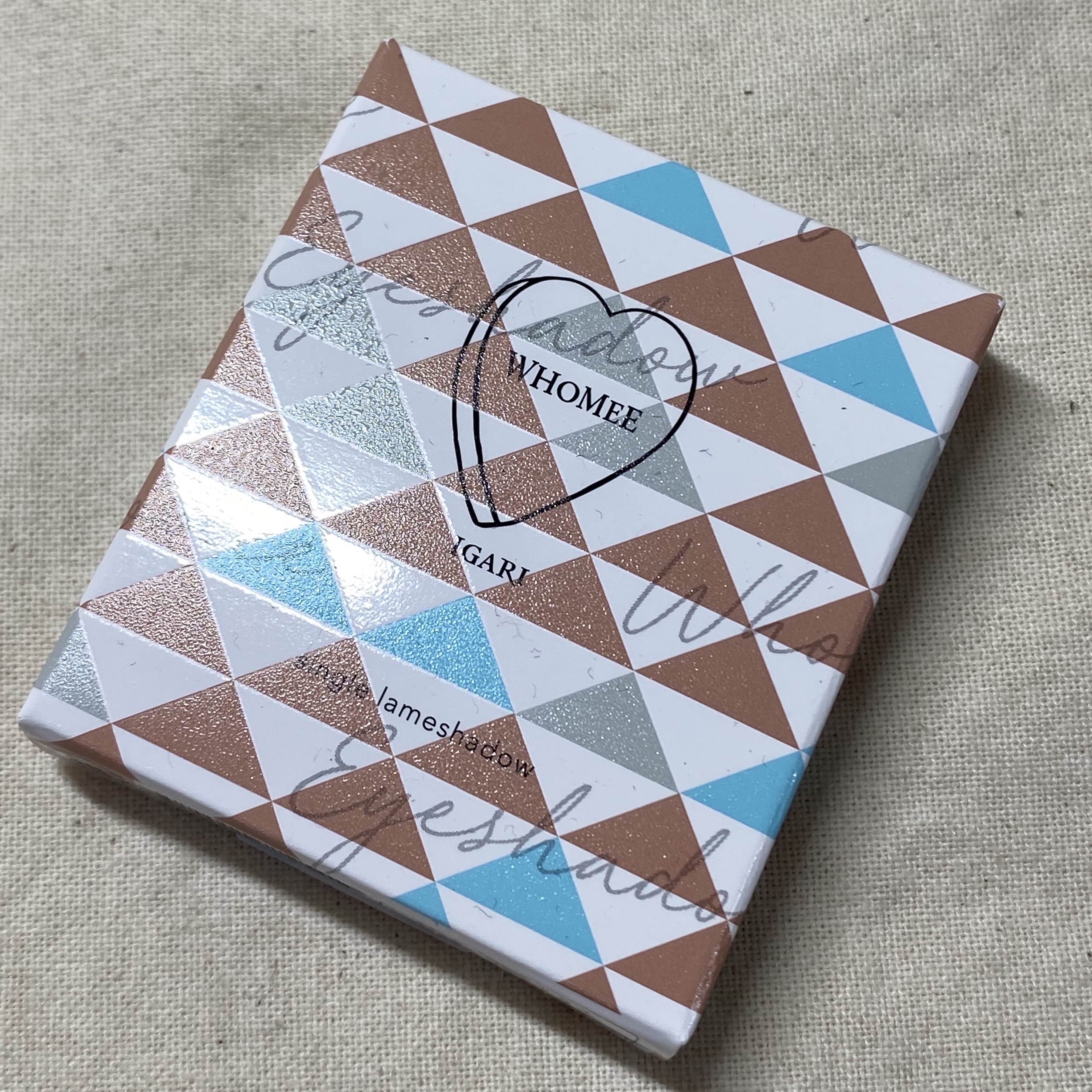 フーミー シングルラメシャドウ/WHOMEE/単色アイシャドウを使ったクチコミ（3枚目）