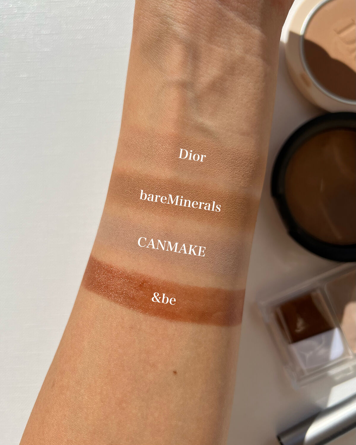 あなたはどっち派？キャンメイク・bareMinerals・＆beのハイ