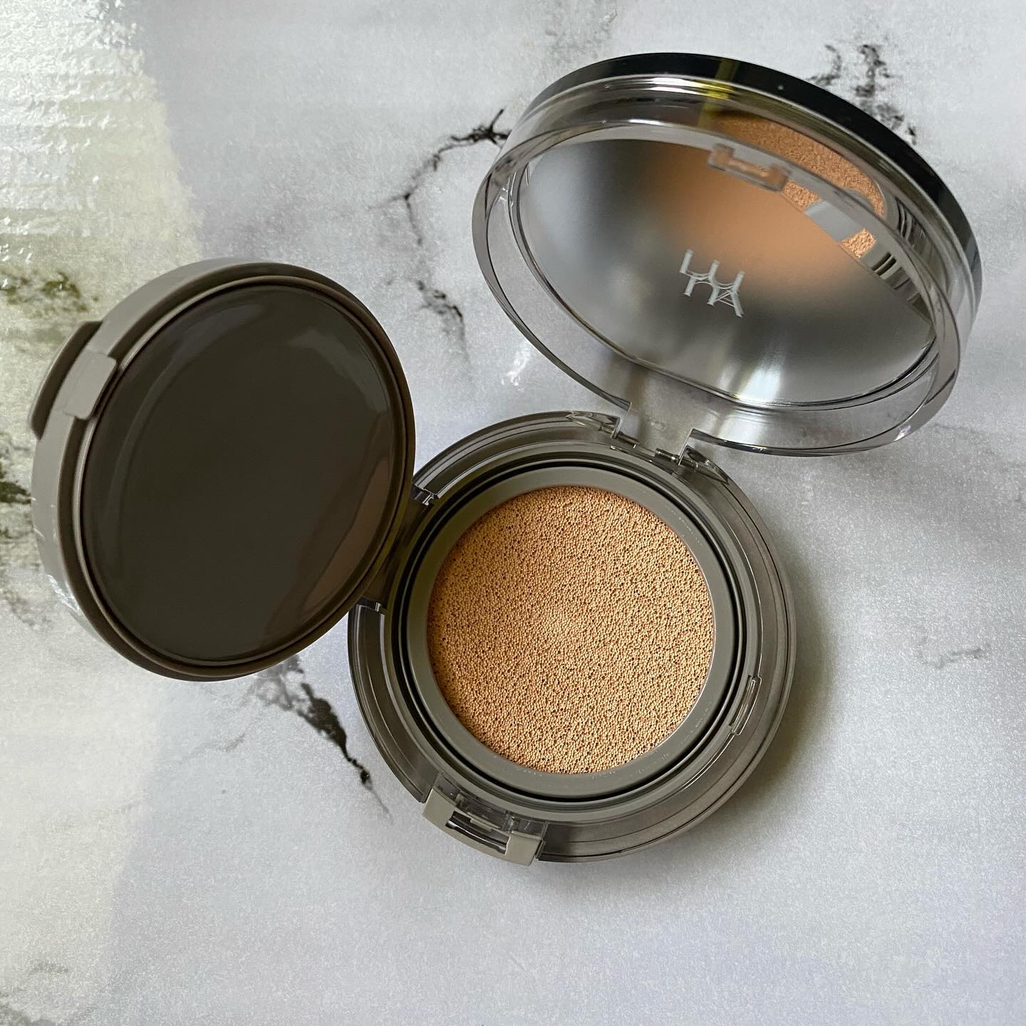 ブラーカバークッション/LUNA/クッションファンデーションを使ったクチコミ（3枚目）