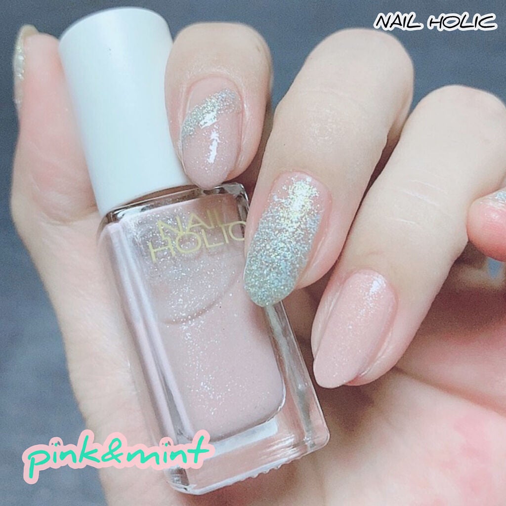 ネイルホリック Aurora Glitter/ネイルホリック/マニキュアを使ったクチコミ(1枚目)