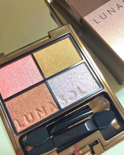 シアーコントラストアイズ/LUNASOL/アイシャドウパレットを使ったクチコミ(1枚目)