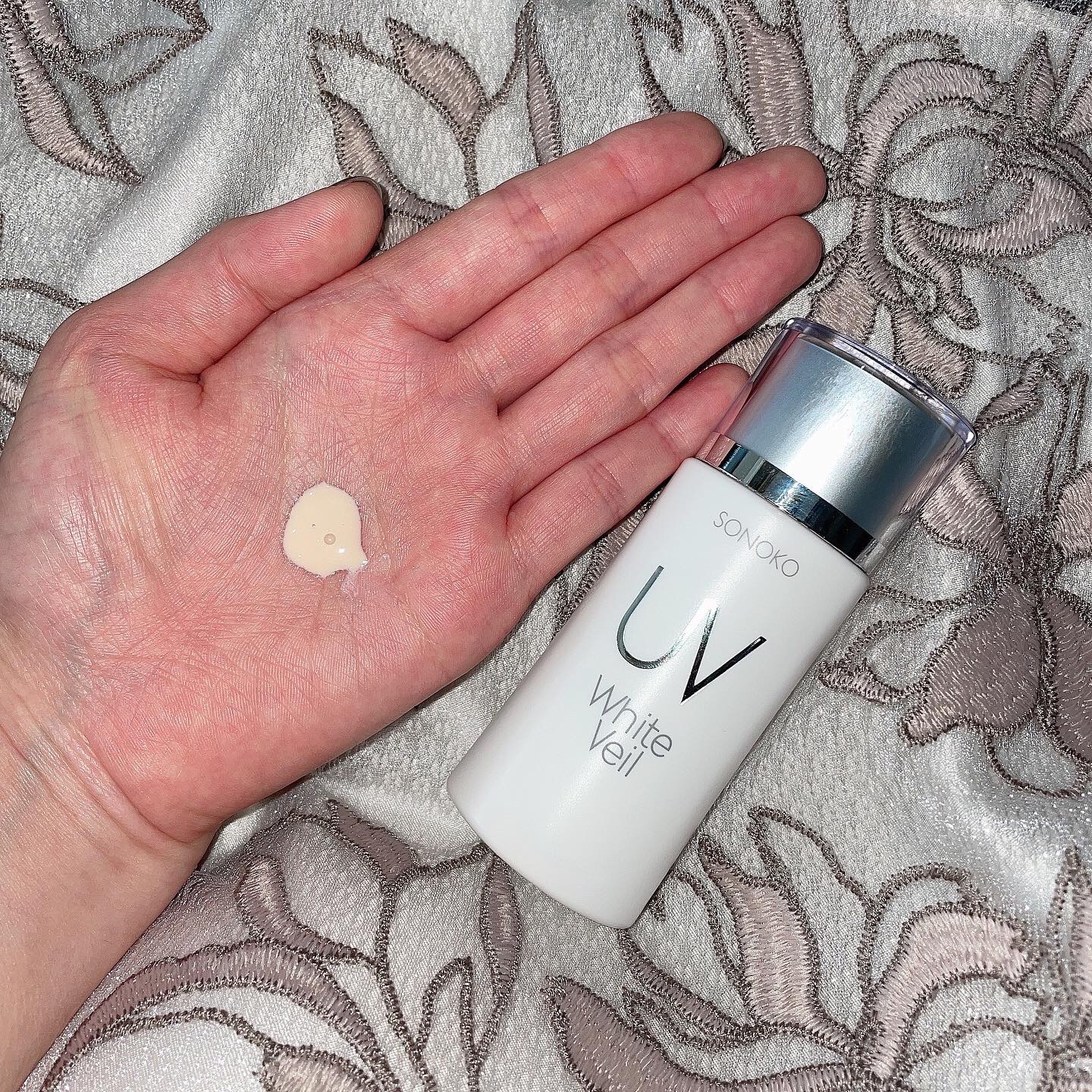 UVホワイトヴェール/SONOKO/化粧下地を使ったクチコミ（3枚目）