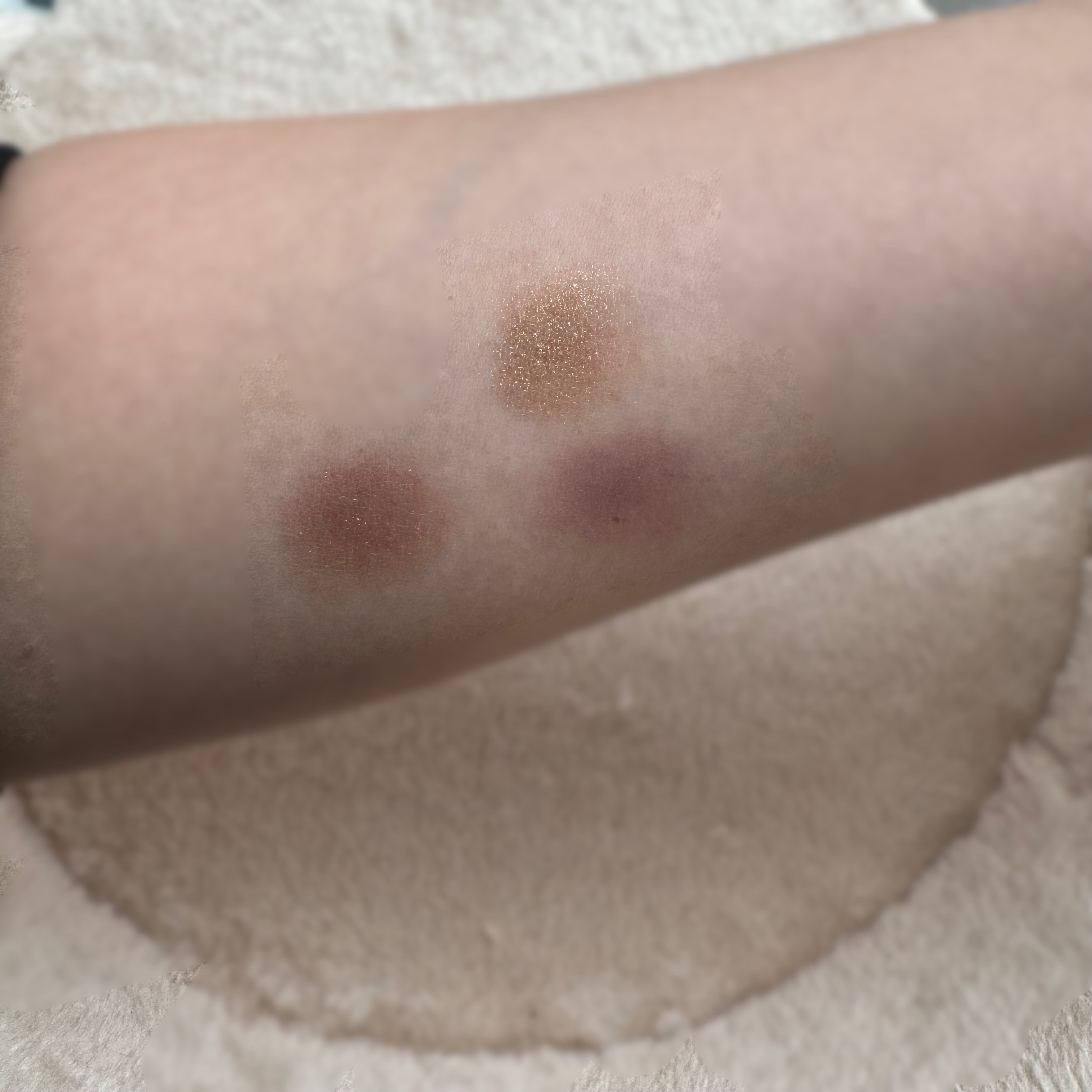 リュクス アイシャドウ デュオ ダンスフロアグラム/BOBBI BROWN/アイシャドウパレットを使ったクチコミ（3枚目）