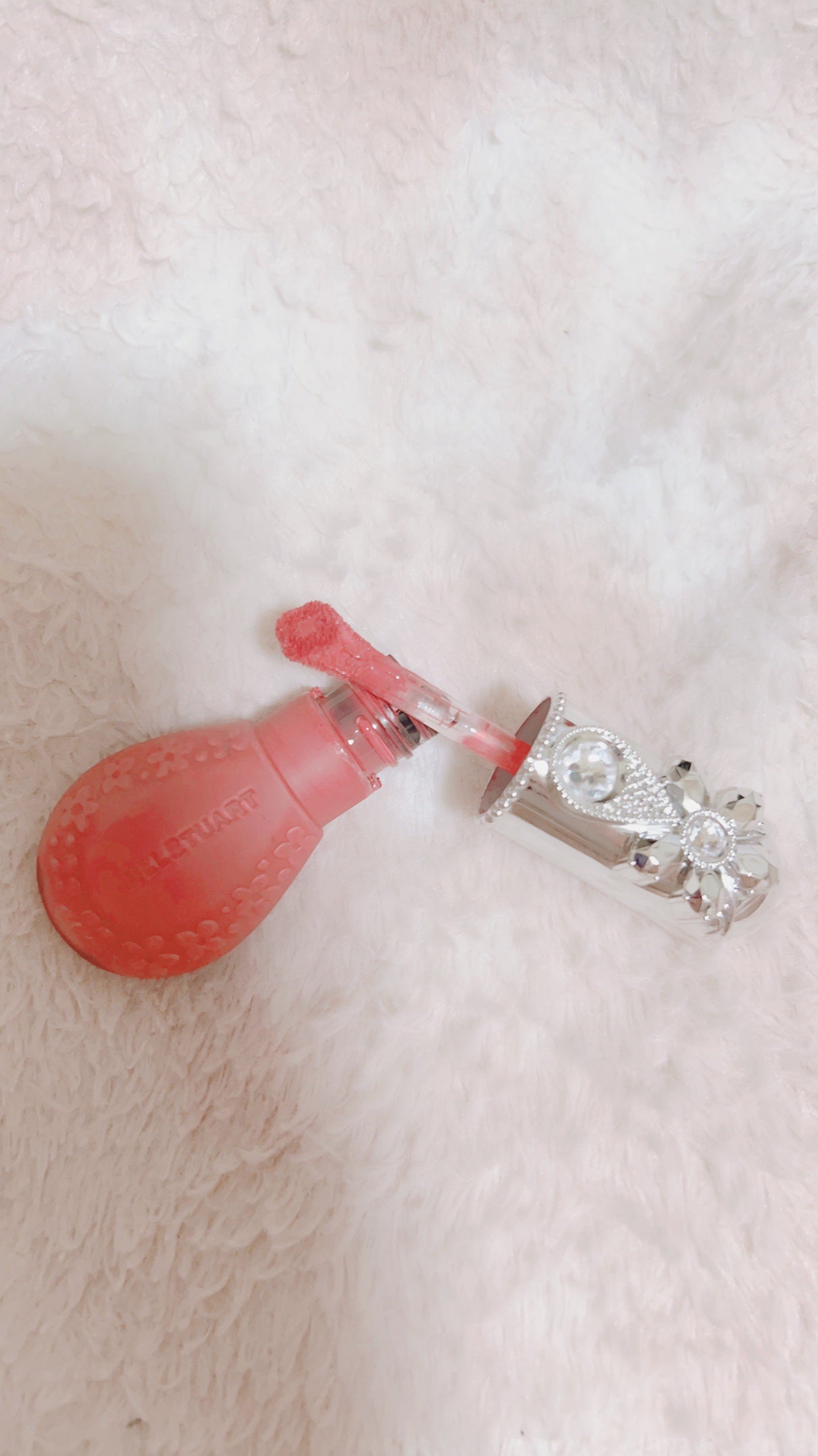 ジルスチュアート ブルームドロップ リップ&チーク シフォン/JILL STUART/リキッドチークを使ったクチコミ(2枚目)