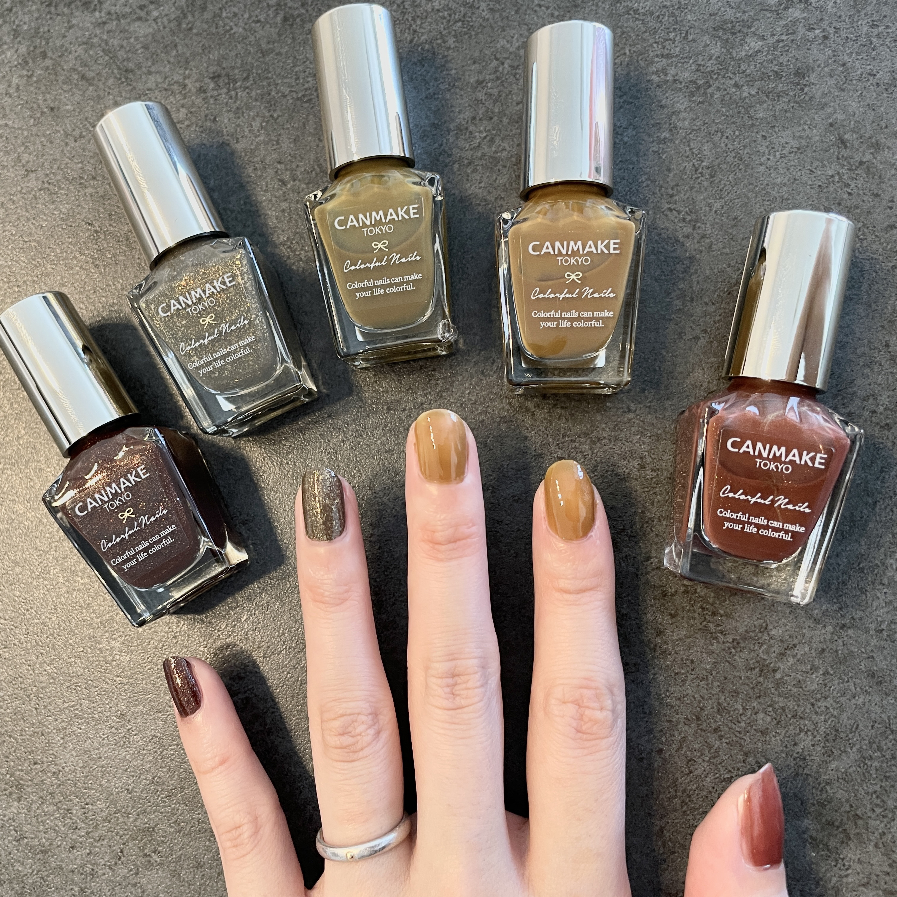 カラフルネイルズ/キャンメイク/マニキュアを使ったクチコミ（1枚目）