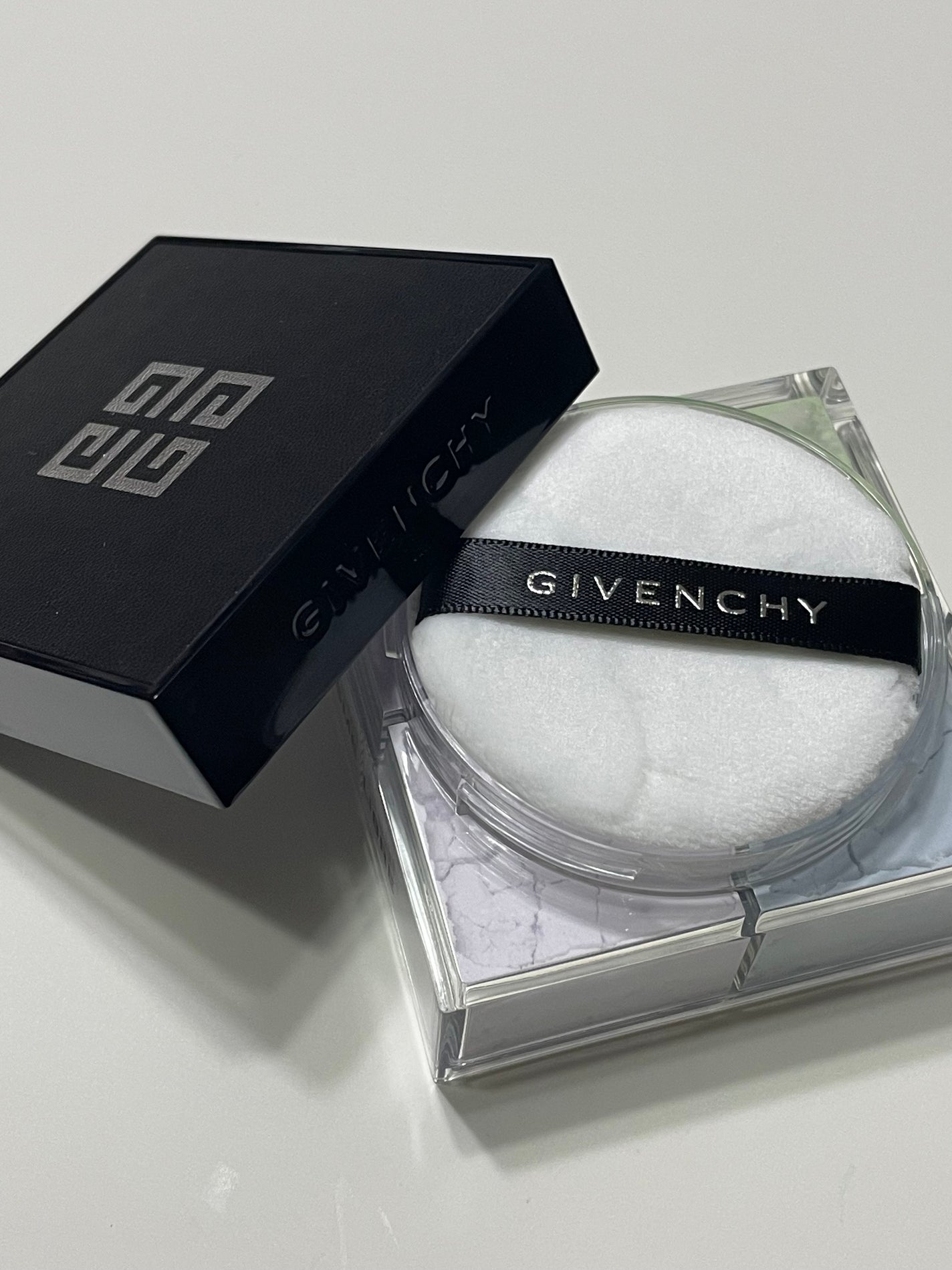 プリズム・リーブル/GIVENCHY/ルースパウダーを使ったクチコミ(2枚目)