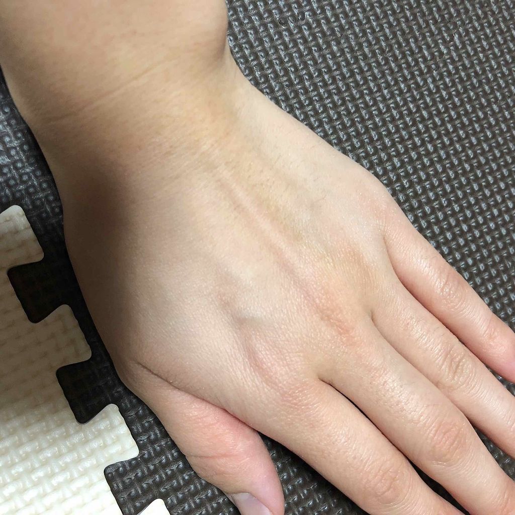 ラトゥー エクラ ファンデーション プライマー N/PAUL & JOE BEAUTE/化粧下地を使ったクチコミ(4枚目)