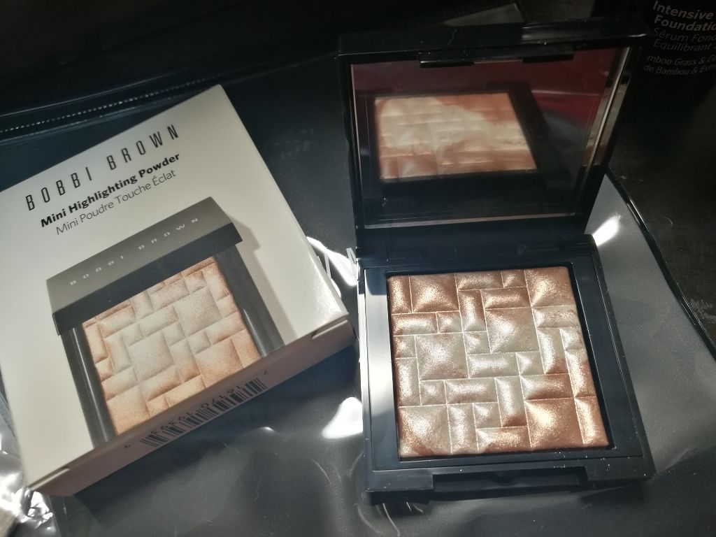 インテンシブ スキン セラム ファンデーション SPF40（PA++++）/BOBBI BROWN/リキッドファンデーションを使ったクチコミ（2枚目）